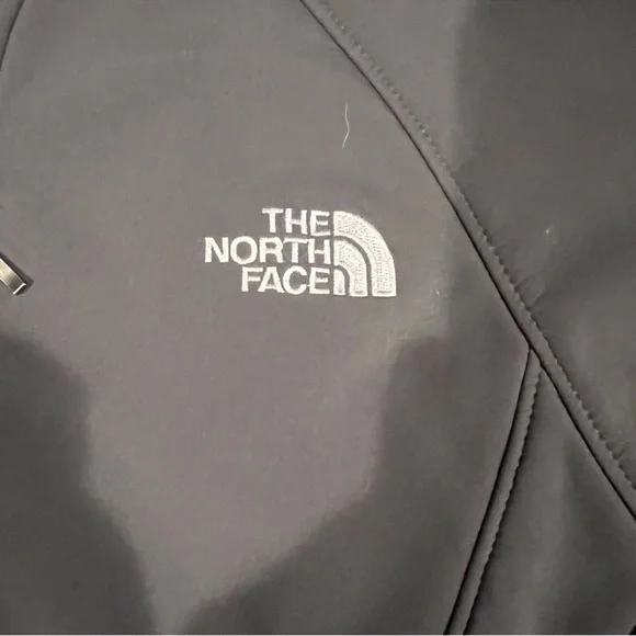 The North Face Women's Dark Gray Ski Jacket - Picture 2 of 5